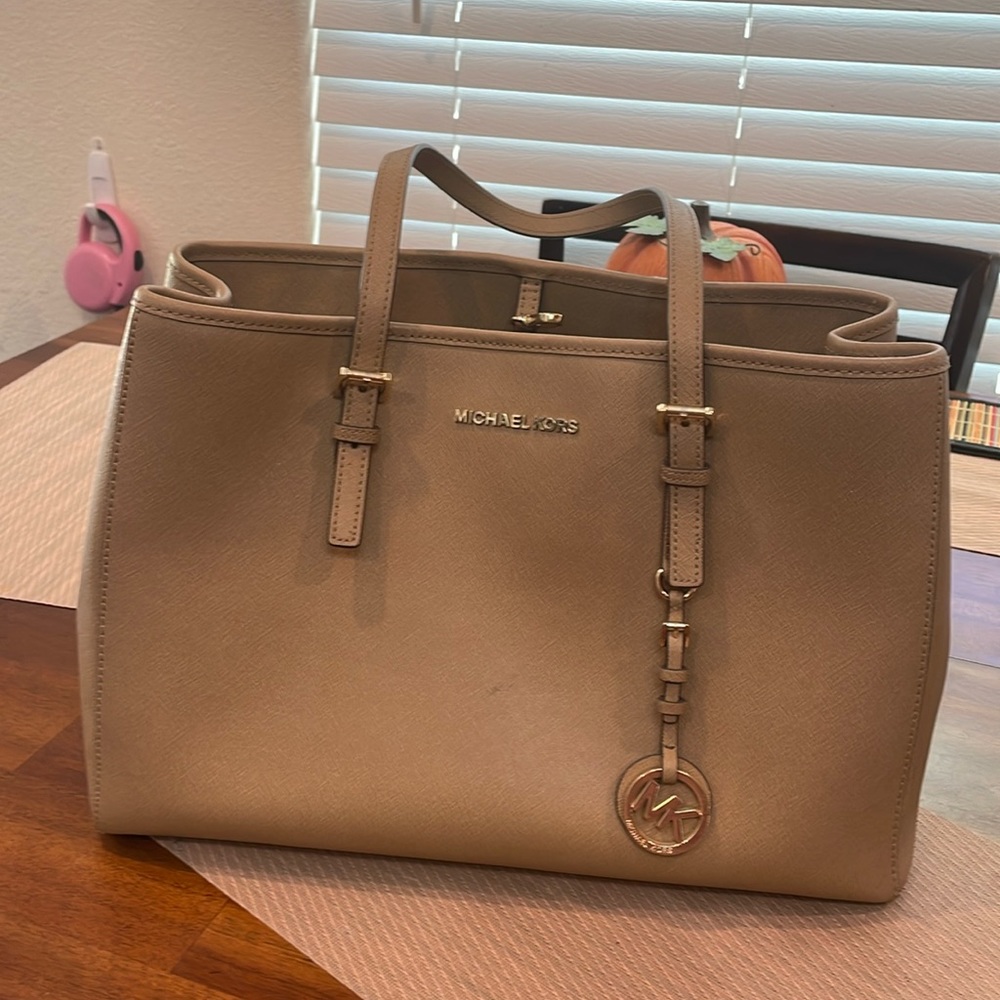 Michael Kors Jet Set travel Satchel beige